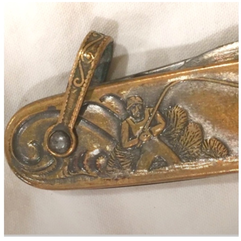 O4-Antique Ornate Brass Fisherman by Imperial, Rhode Island - Picture 4 of 8